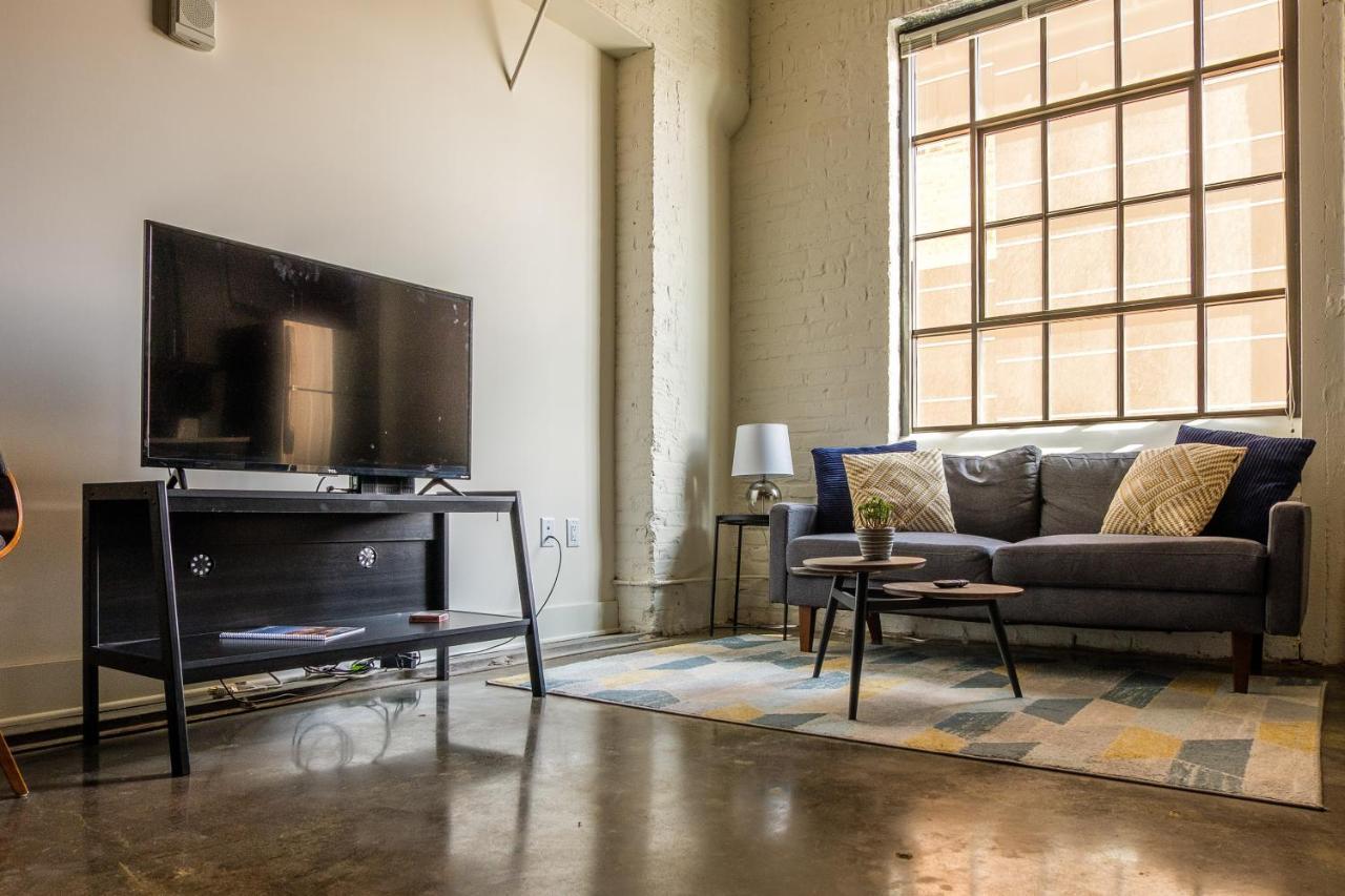 Frontdesk Maxwell Lofts Milwaukee Walker'S Point Appartement Kamer foto